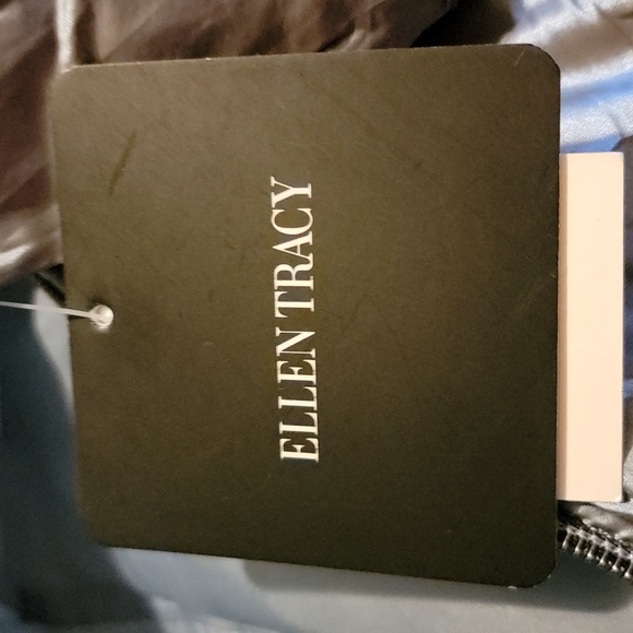 Ellen Tracy Puffer Coat NWT Size M - Picture 6 of 7